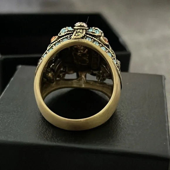 Heidi Daus Teardrop Amethyst Crystal Studded Statement Ring-10.5 - Picture 5 of 11